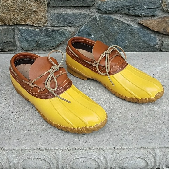 duck boot moccasins